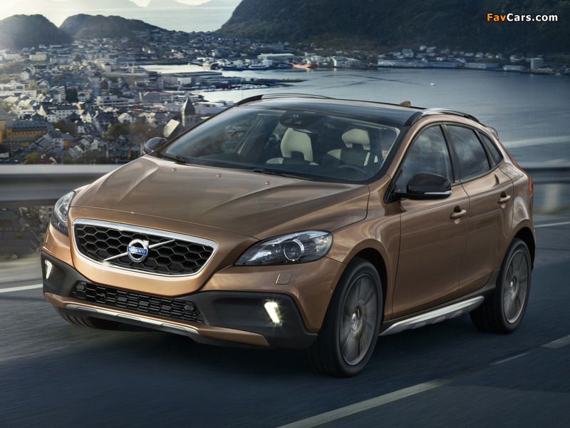 Volvo V40 Cross Country T5 2012 wallpapers (800 x 600)