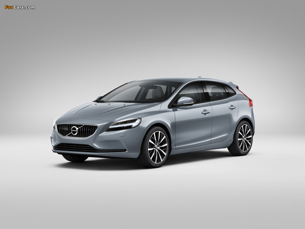 Volvo V40 T4 Momentum 2016 pictures (1024 x 768)
