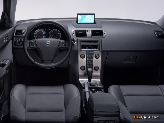 Images of Volvo V50 2004–07 (640 x 480)