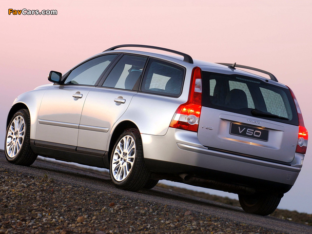 Images of Volvo V50 T5 ZA-spec 2005–07 (640 x 480)