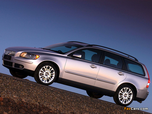 Images of Volvo V50 T5 ZA-spec 2005–07 (640 x 480)