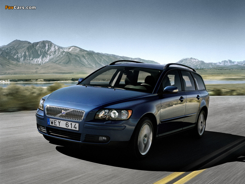 Photos of Volvo V50 2004–07 (800 x 600)