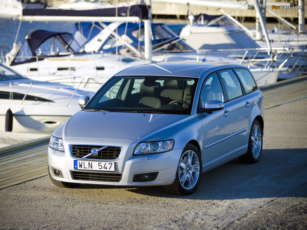 Photos of Volvo V50 T5 2007–09 (1024 x 768)