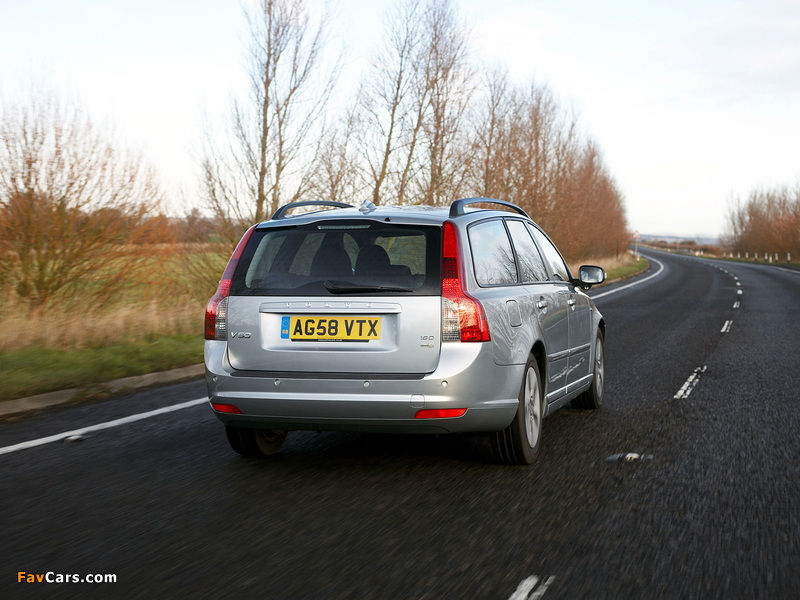 Photos of Volvo V50 DRIVe UK-spec 2009 (800 x 600)