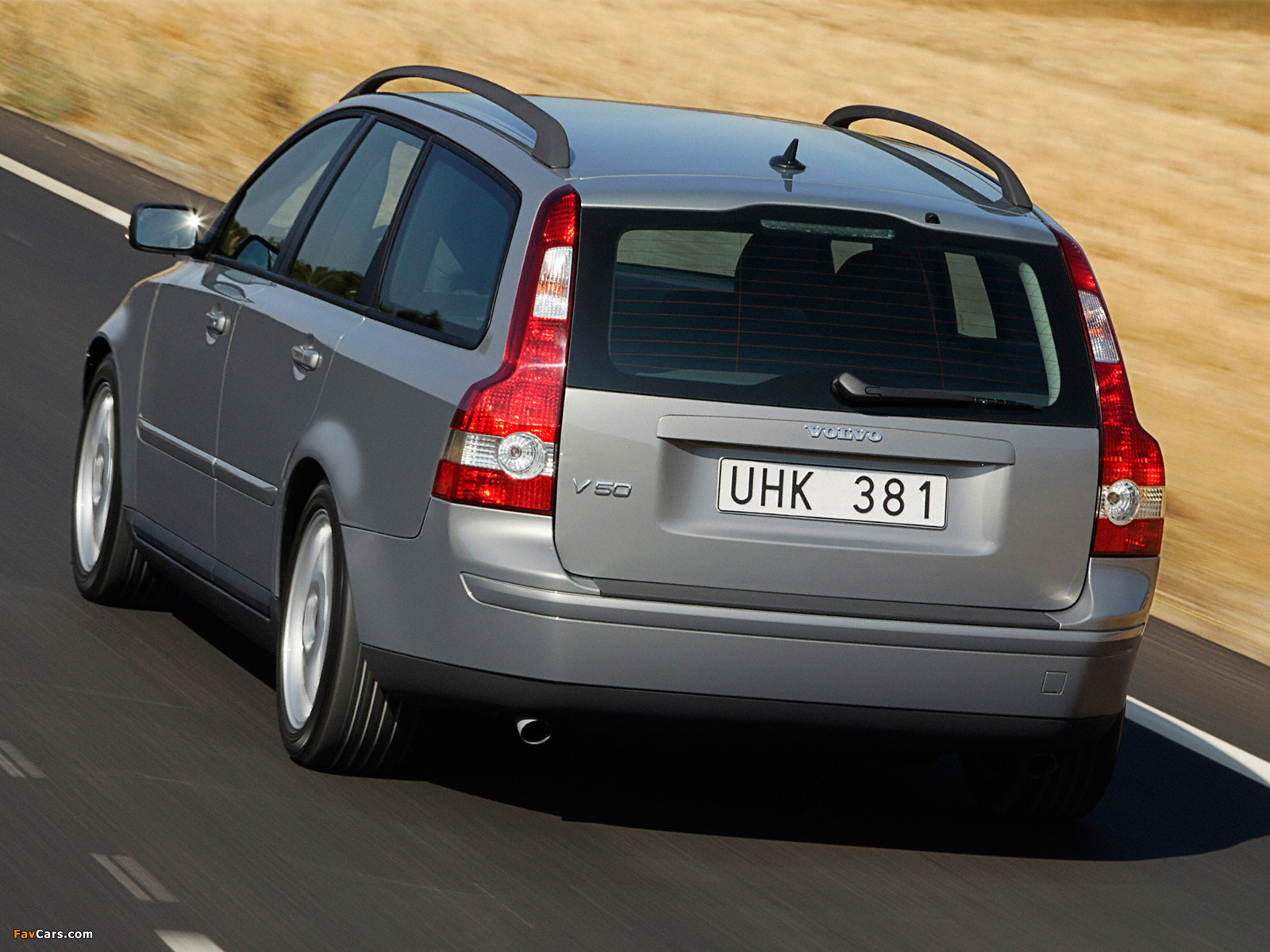 Pictures of Volvo V50 2004–07 (1600 x 1200)