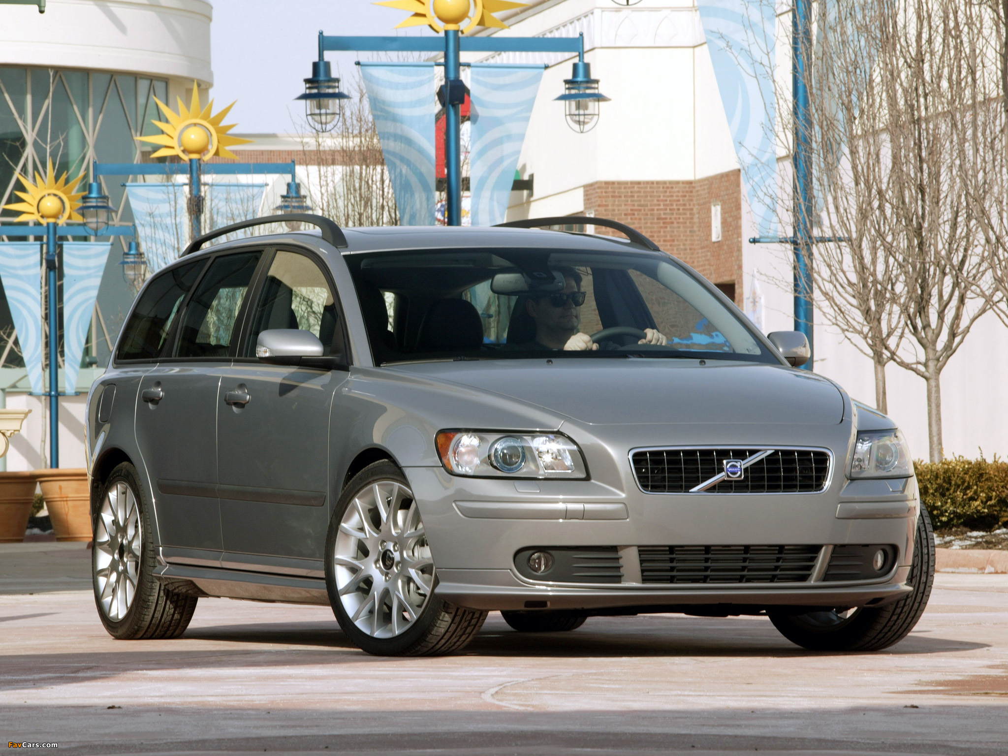 Pictures of Volvo V50 T5 2005–07 (2048 x 1536)