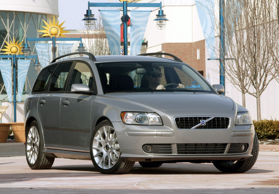 Pictures of Volvo V50 T5 2005–07