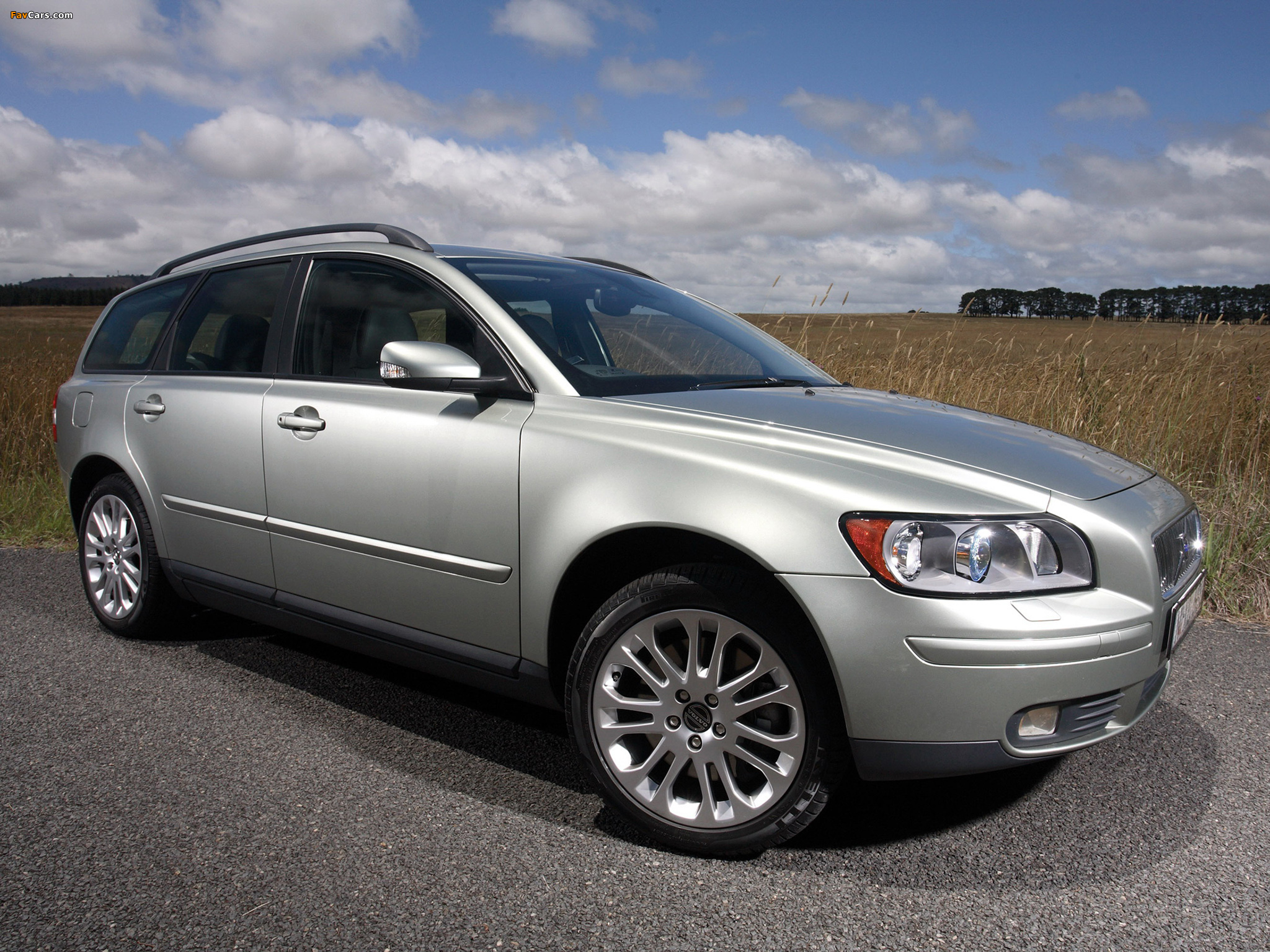 Pictures of Volvo V50 T5 AU-spec 2005–07 (2048 x 1536)