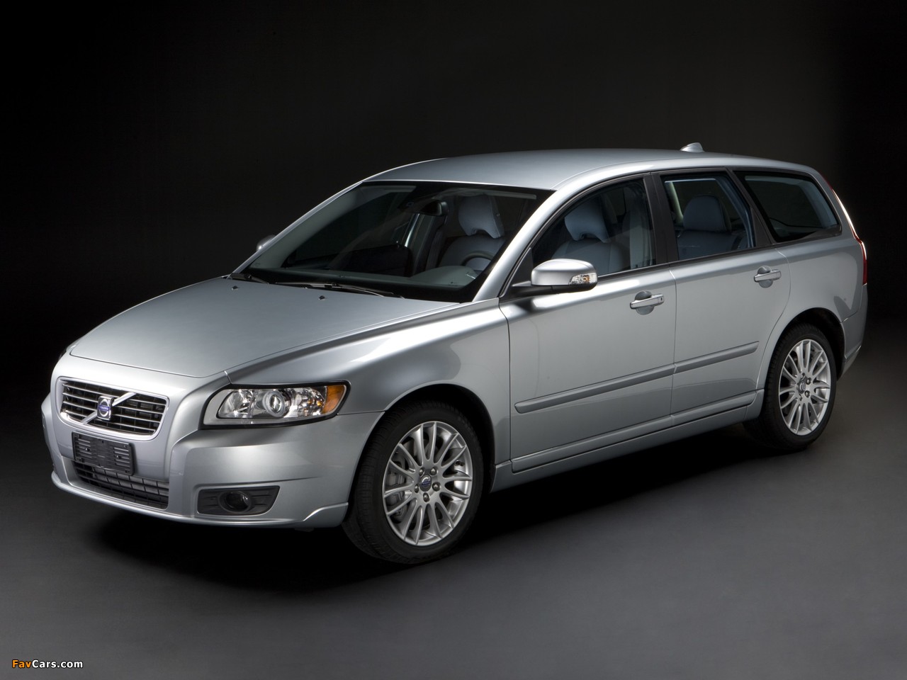 Pictures of Volvo V50 2.0D 2007–09 (1280 x 960)