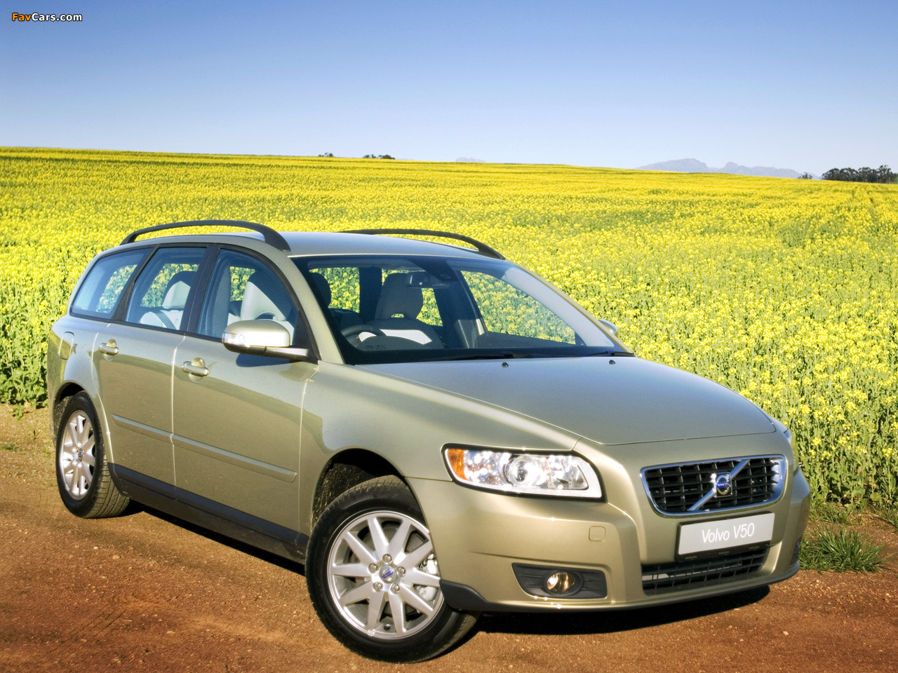 Pictures of Volvo V50 ZA-spec 2007–09 (1280 x 960)