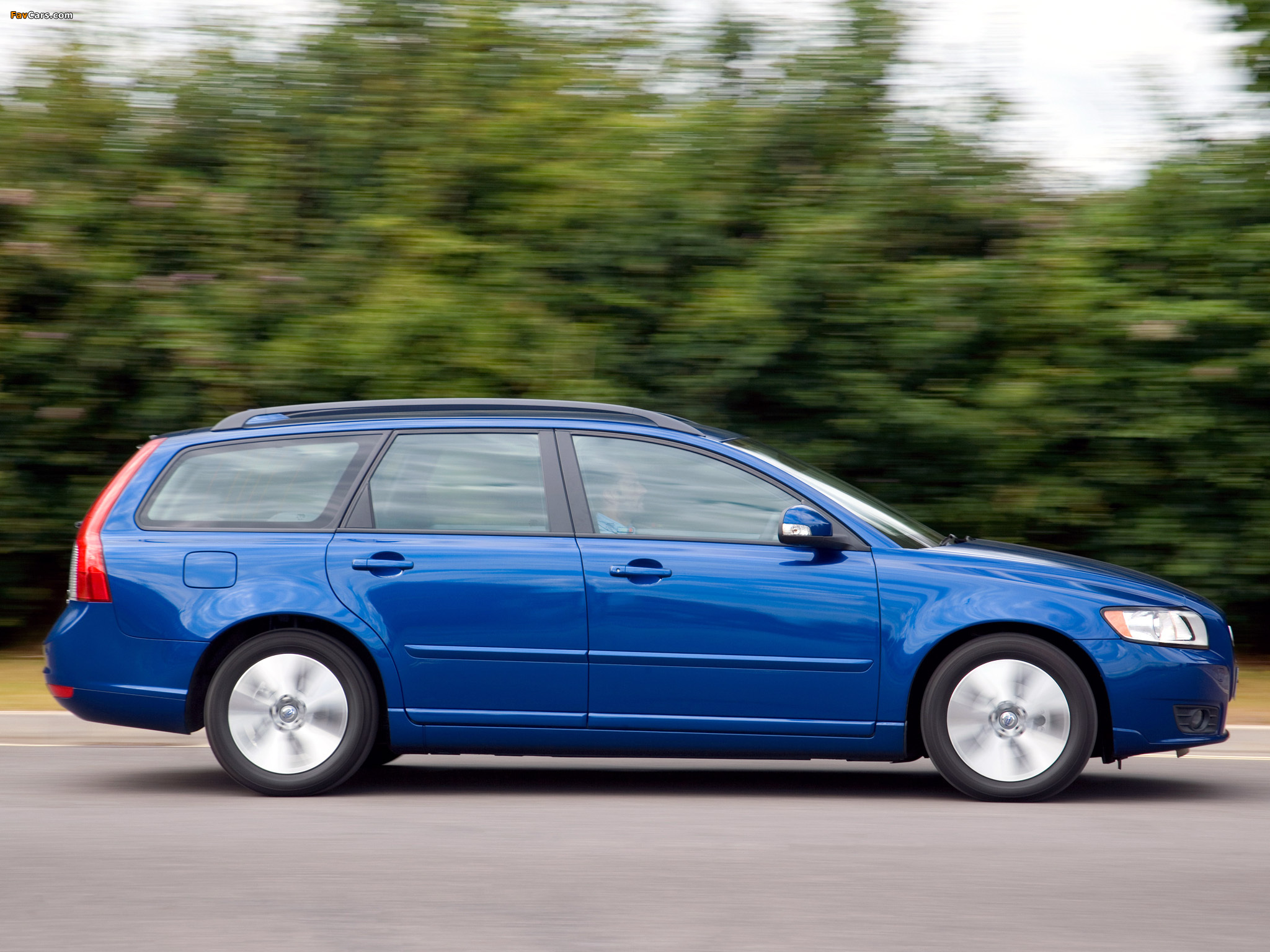Pictures of Volvo V50 DRIVe UK-spec 2009 (2048 x 1536)