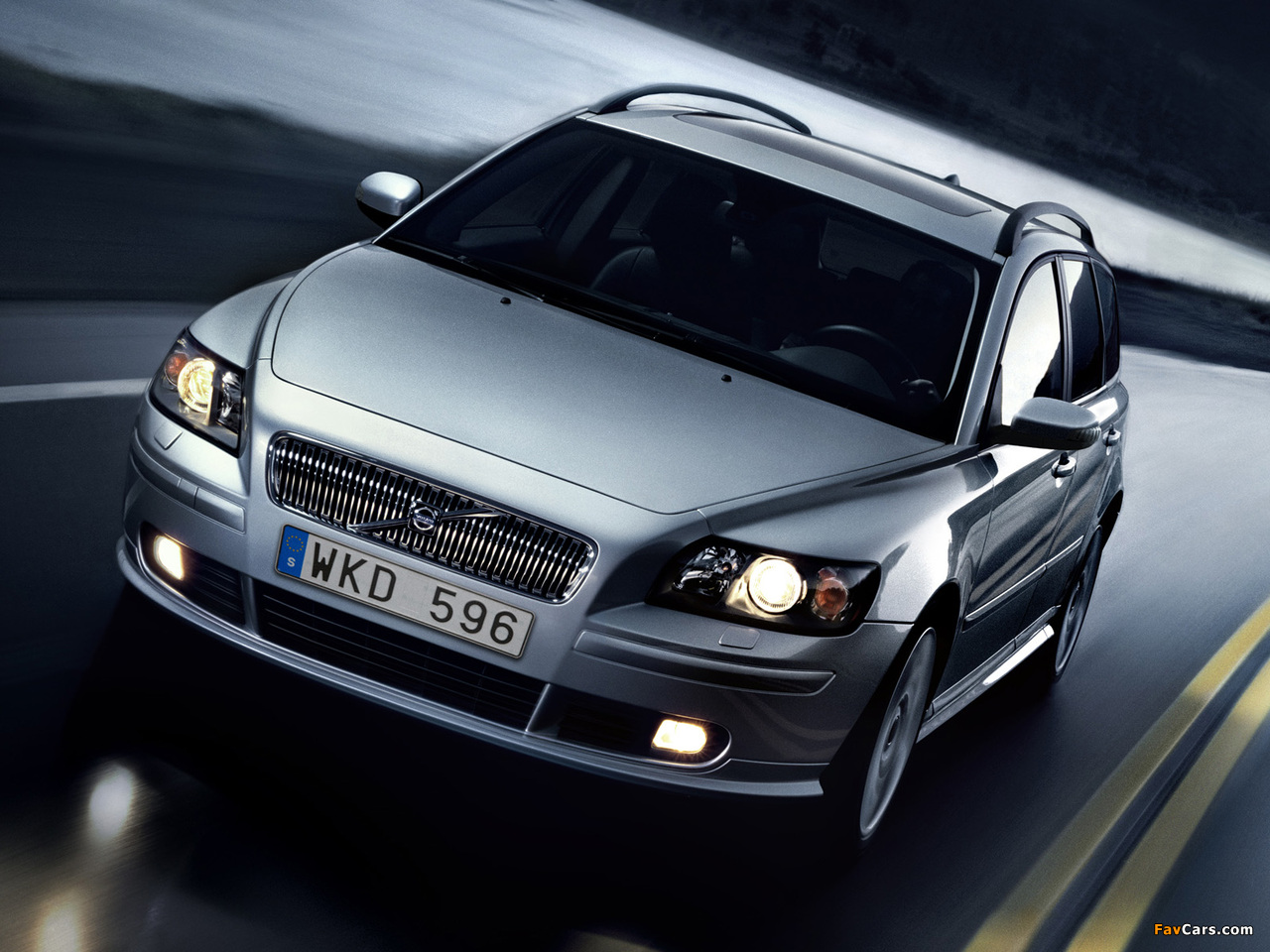 Volvo V50 2004–07 pictures (1280 x 960)