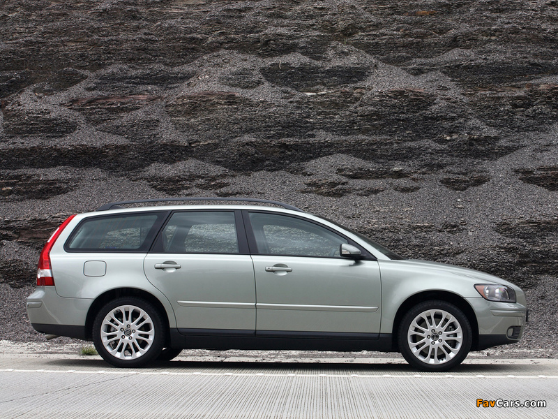 Volvo V50 T5 AU-spec 2005–07 images (800 x 600)