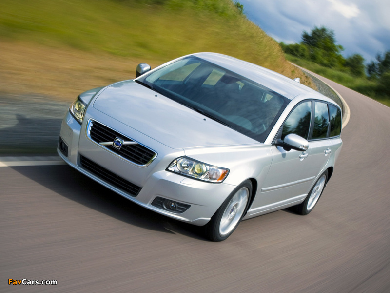 Volvo V50 T5 2007–09 photos (800 x 600)