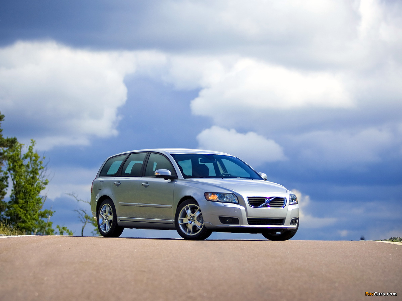 Volvo V50 T5 2007–09 photos (1280 x 960)