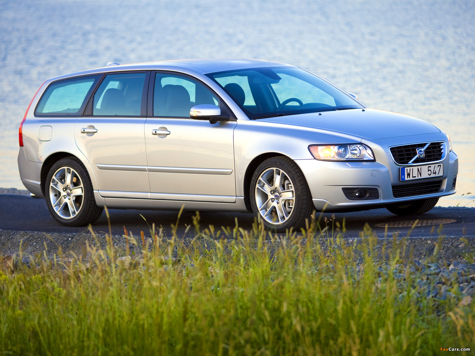 Volvo V50 T5 2007–09 pictures (1600 x 1200)