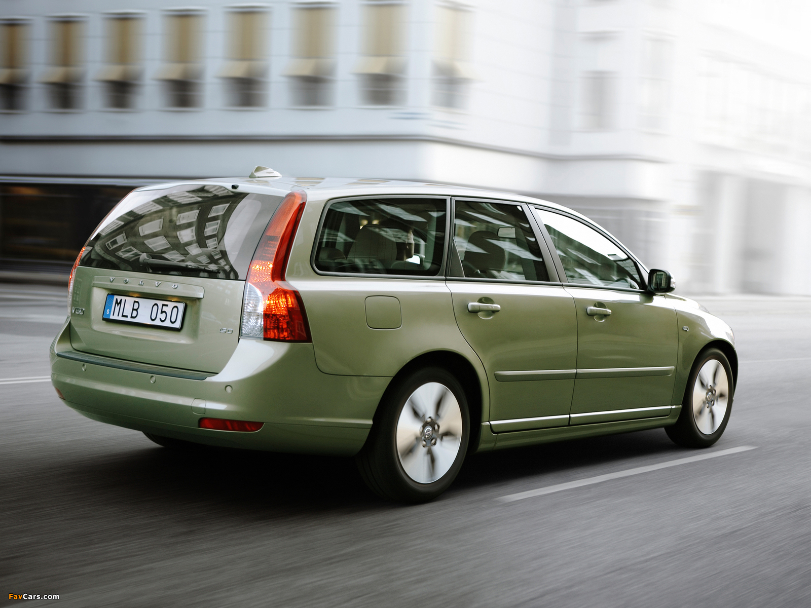 Volvo V50 DRIVe 2009 wallpapers (1600 x 1200)