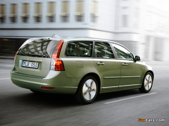 Volvo V50 DRIVe 2009 wallpapers (640 x 480)