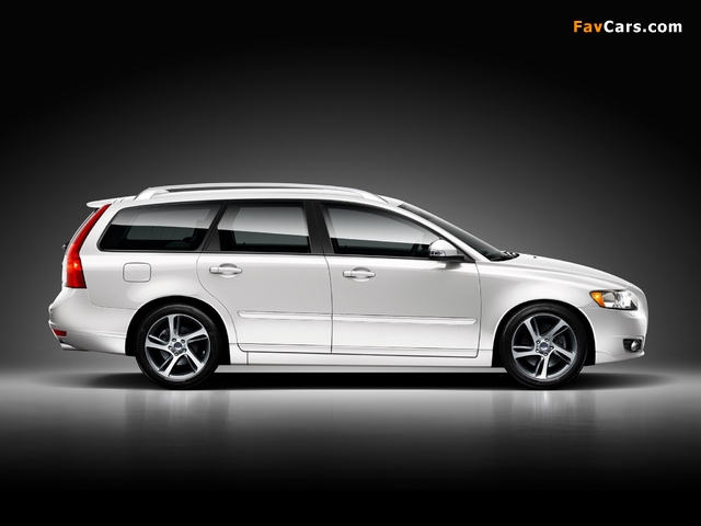 Volvo V50 Classic 2011–12 images (640 x 480)