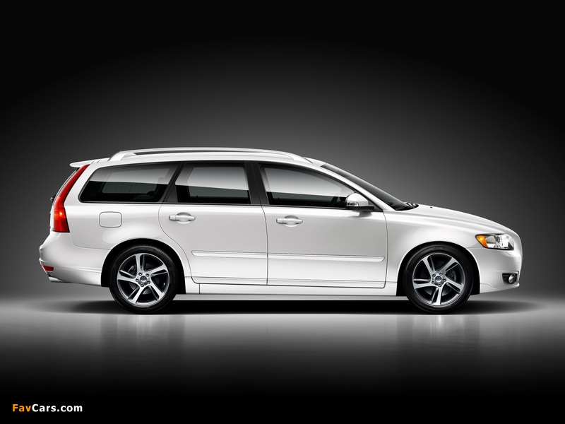 Volvo V50 Classic 2011–12 images (800 x 600)