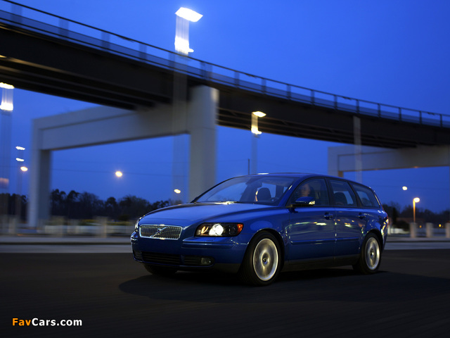 Volvo V50 D5 2004–07 wallpapers (640 x 480)