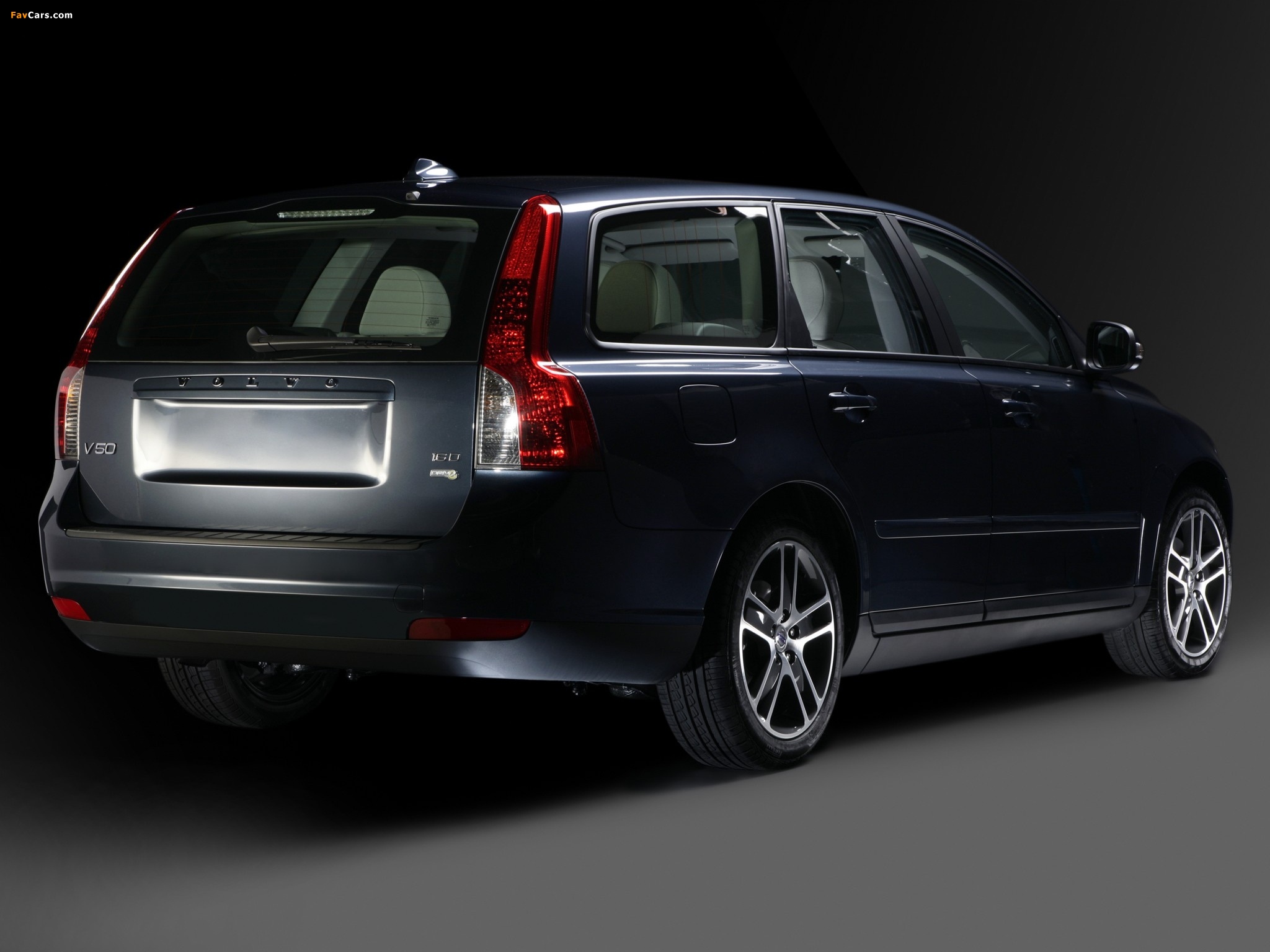 Volvo V50 Polar 2009 wallpapers (2048 x 1536)