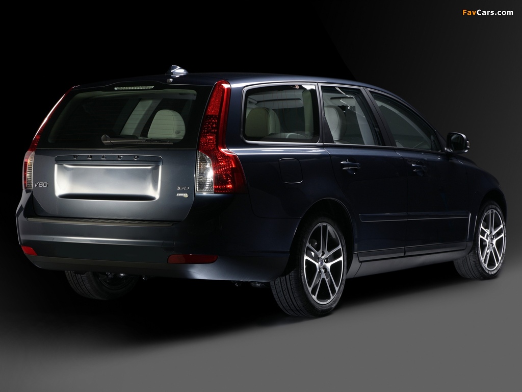 Volvo V50 Polar 2009 wallpapers (1024 x 768)