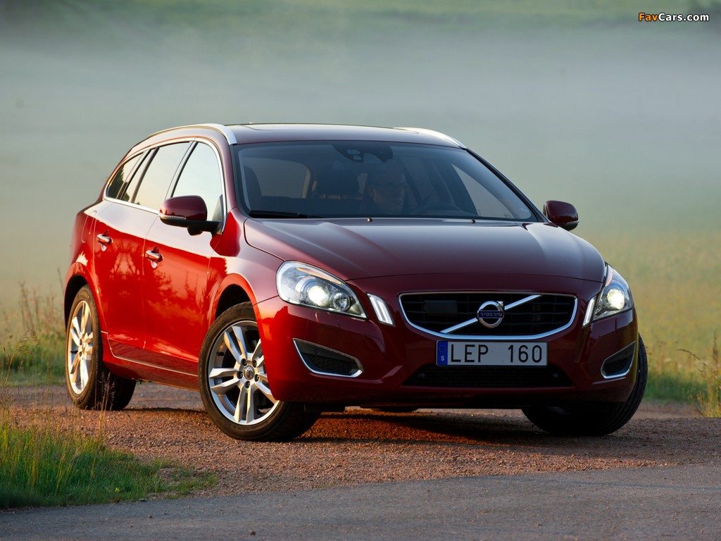 Images of Volvo V60 T3 2010–13 (1024 x 768)