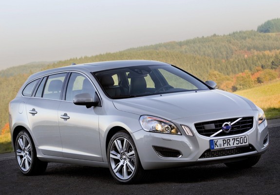 Pictures of Volvo V60 2010