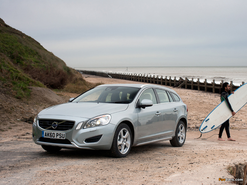 Pictures of Volvo V60 D3 UK-spec 2010 (1024 x 768)