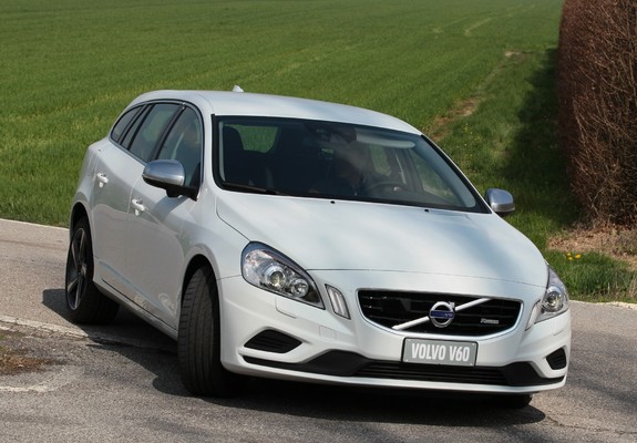 Volvo V60 R-Design 2010–13 images