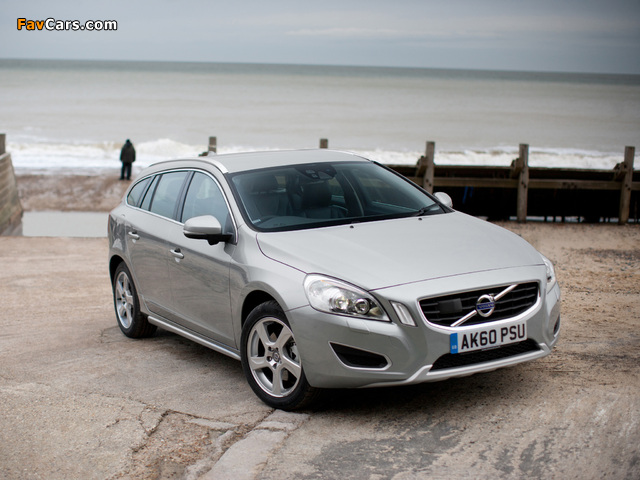 Volvo V60 D3 UK-spec 2010 images (640 x 480)