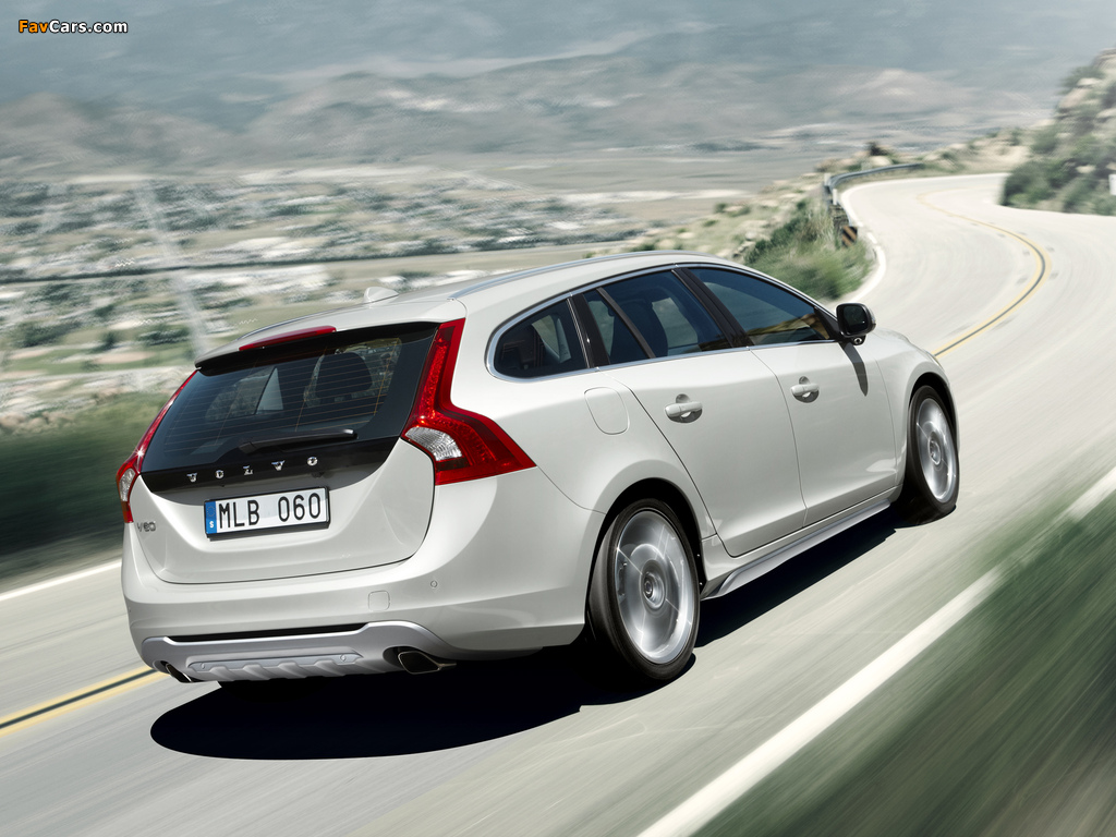 Volvo V60 2010 pictures (1024 x 768)