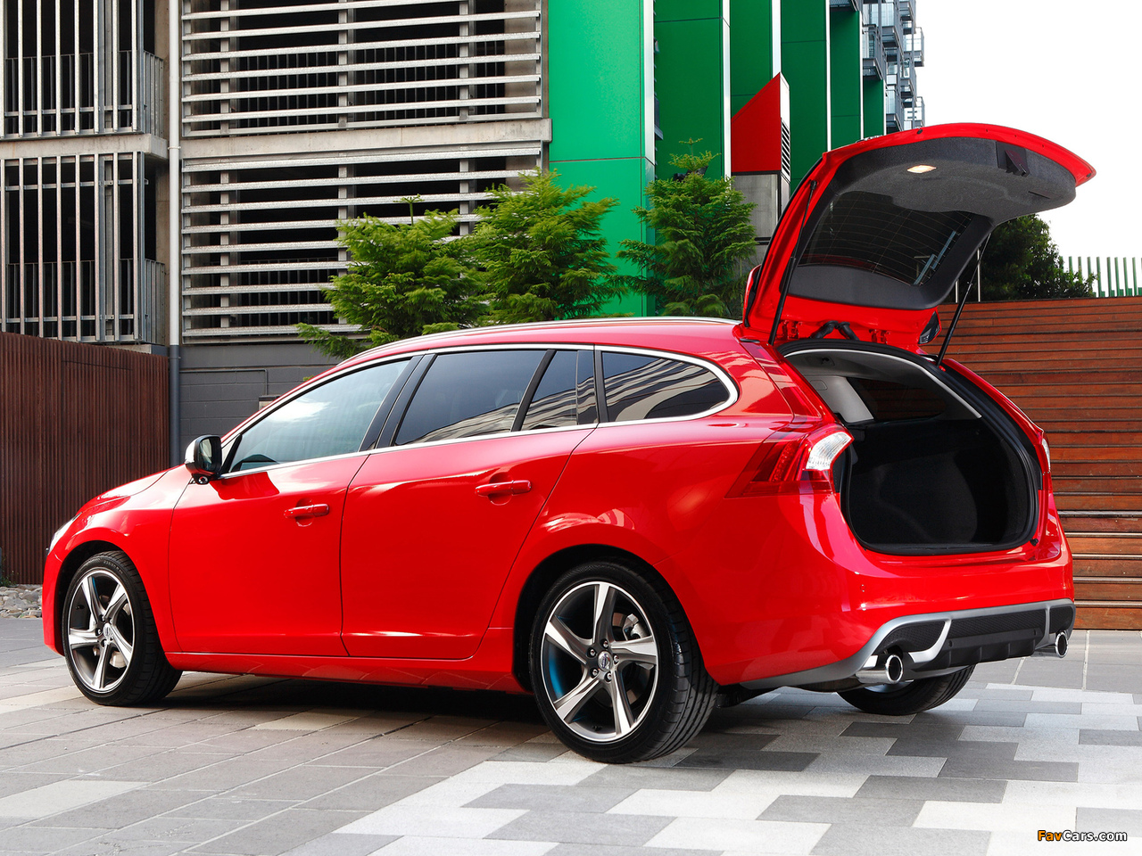 Volvo V60 R-Design AU-spec 2011–13 photos (1280 x 960)