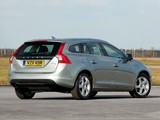 Volvo V60 DRIVe UK-spec 2011–13 wallpapers