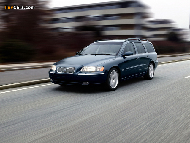 Images of Volvo V70 T5 2005–07 (640 x 480)