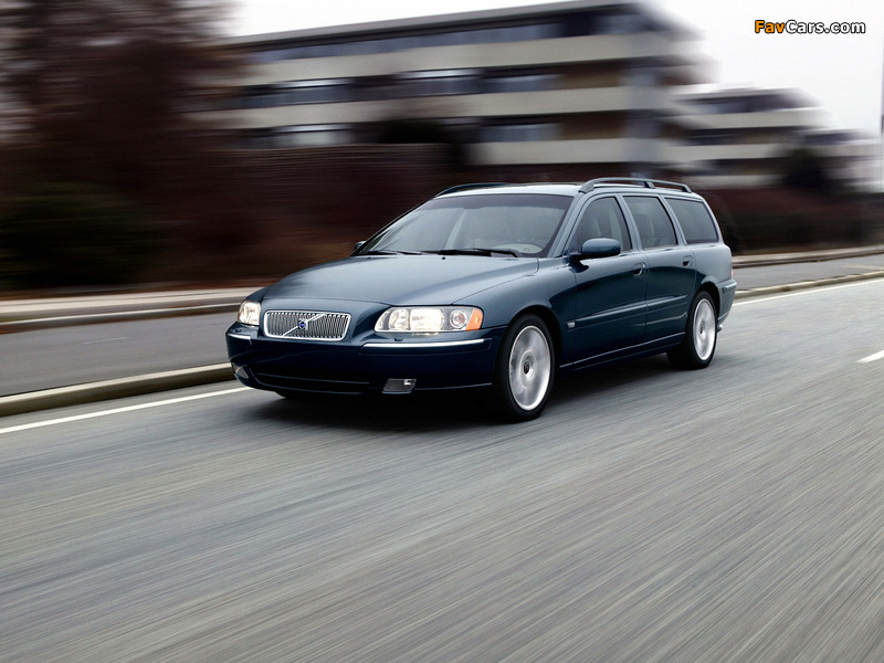 Images of Volvo V70 T5 2005–07 (800 x 600)