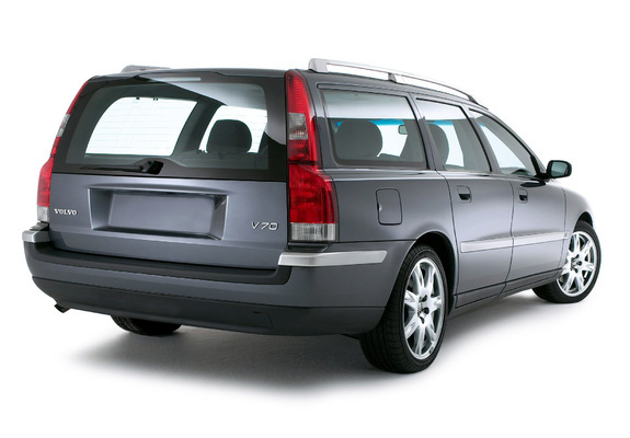 Images of Volvo V70 Titanium Edition 2005–07