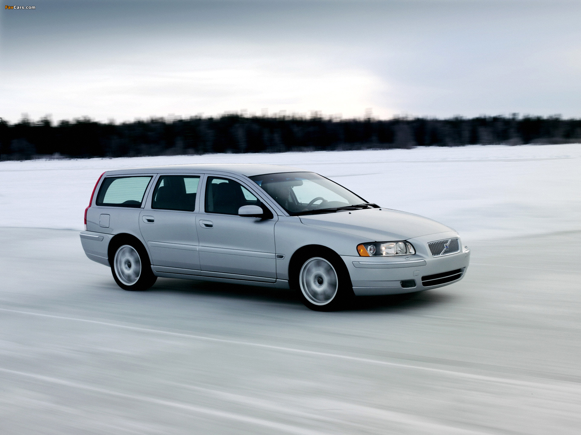 Images of Volvo V70 2005–07 (1920 x 1440)