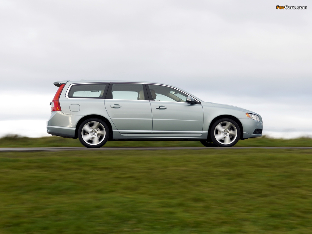 Images of Volvo V70 UK-spec 2007–09 (1024 x 768)