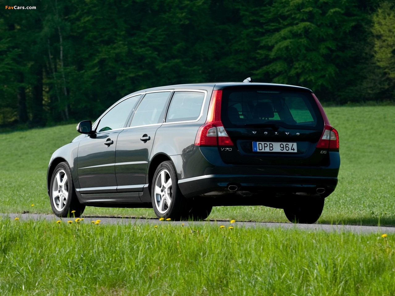 Images of Volvo V70 D5 2009 (1280 x 960)