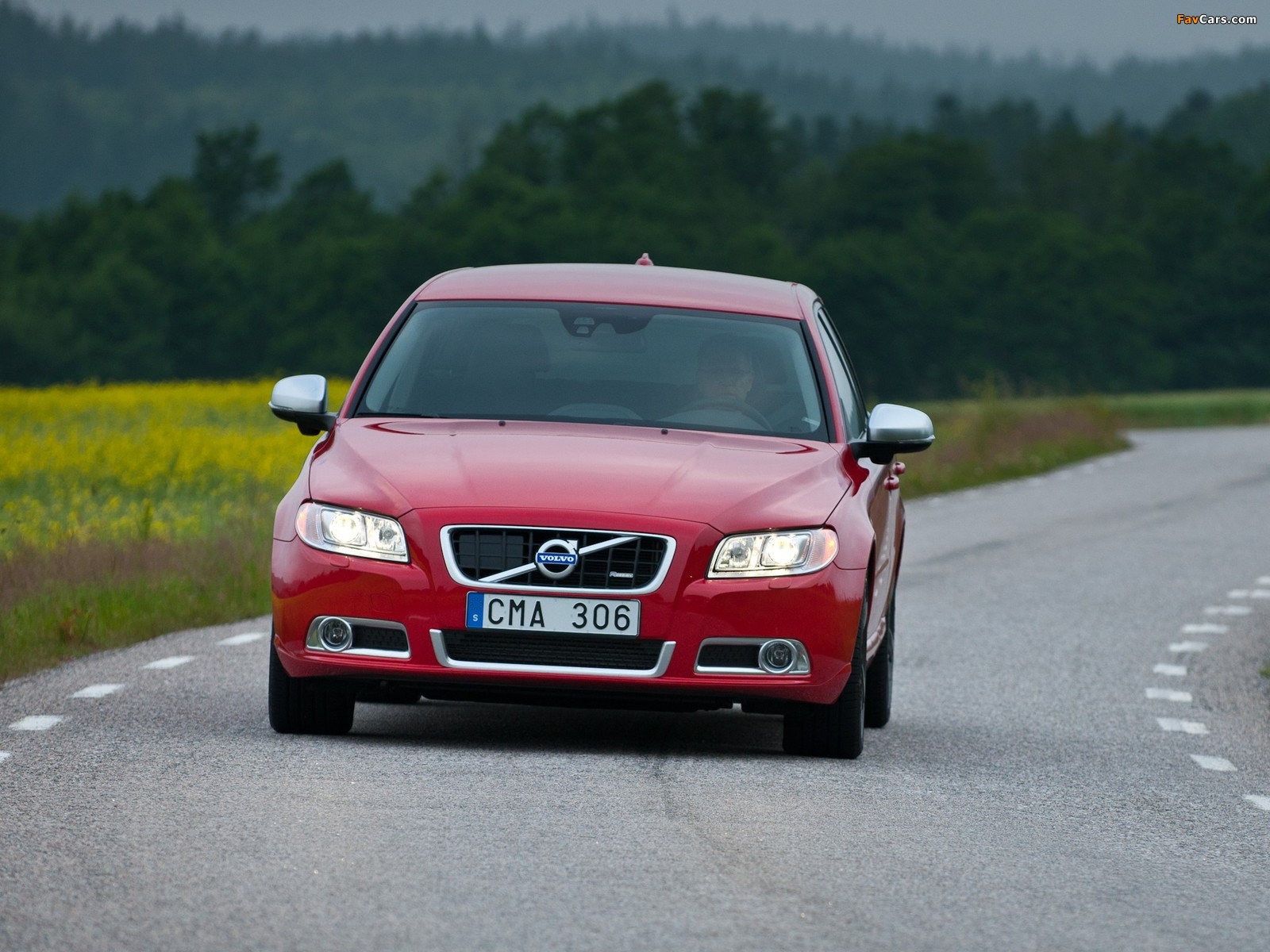 Images of Volvo V70 R-Design 2011 (1600 x 1200)