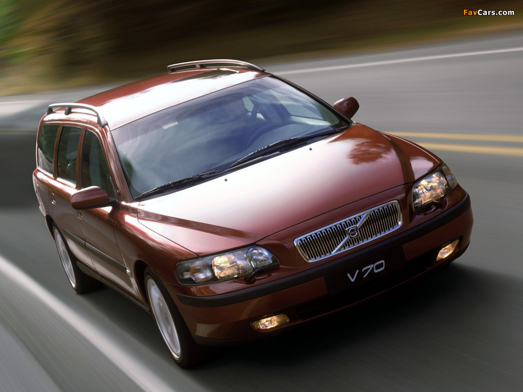 Photos of Volvo V70 2000–05 (1024 x 768)