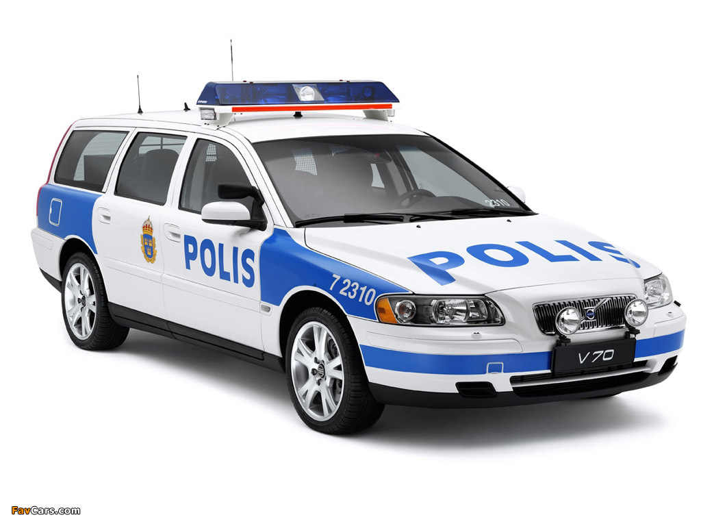 Photos of Volvo V70 Police 2000–05 (1024 x 768)
