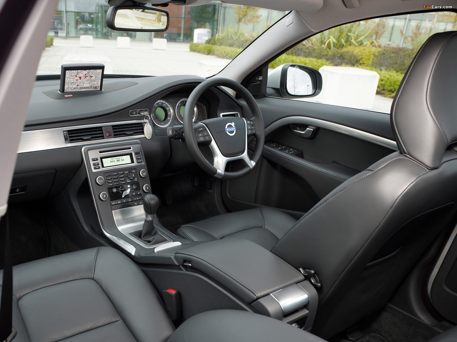 Photos of Volvo V70 DRIVe Efficiency UK-spec 2009–13 (1600 x 1200)