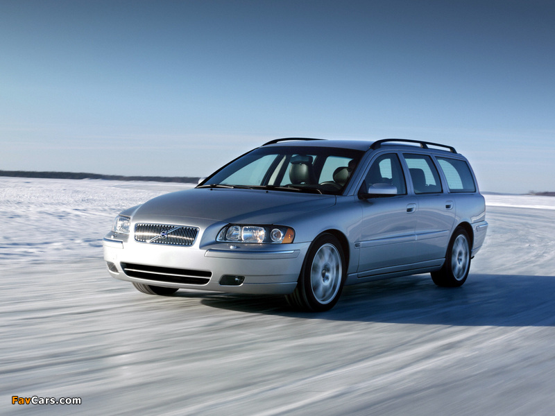 Pictures of Volvo V70 2005–07 (800 x 600)