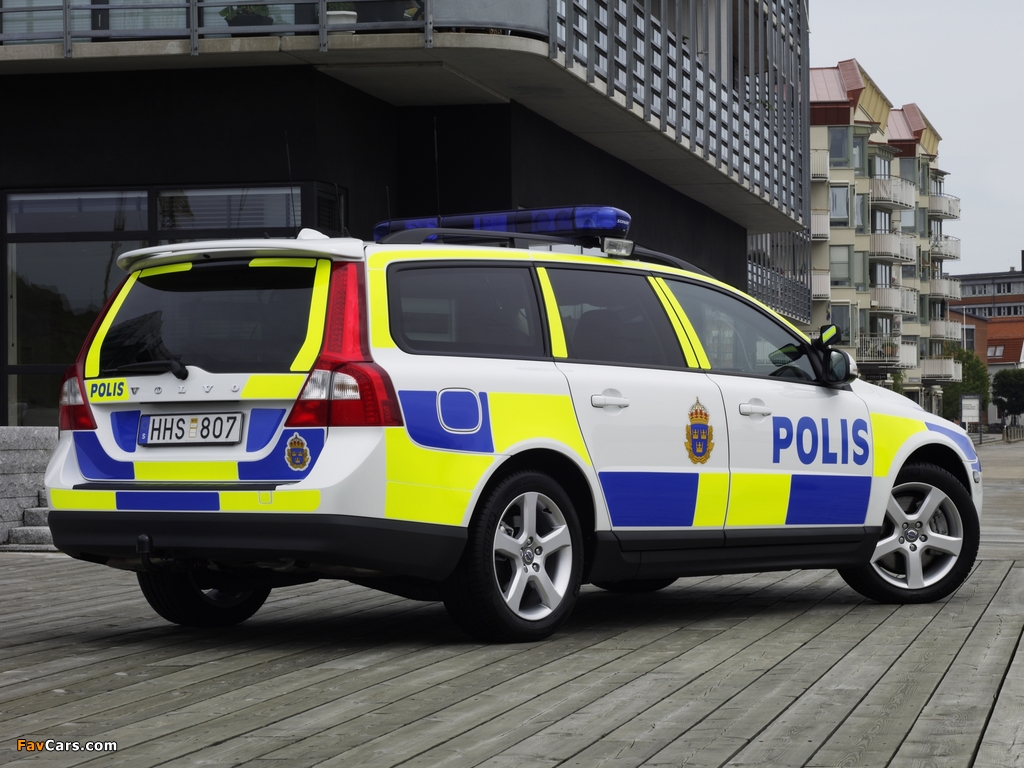 Pictures of Volvo V70 Police Car 2007–09 (1024 x 768)
