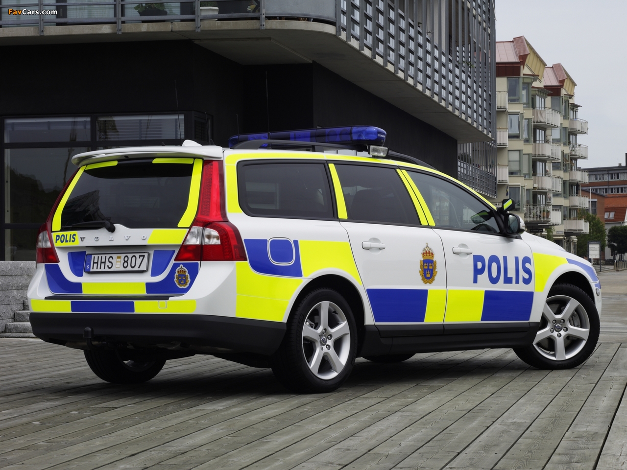 Pictures of Volvo V70 Police Car 2007–09 (1280 x 960)