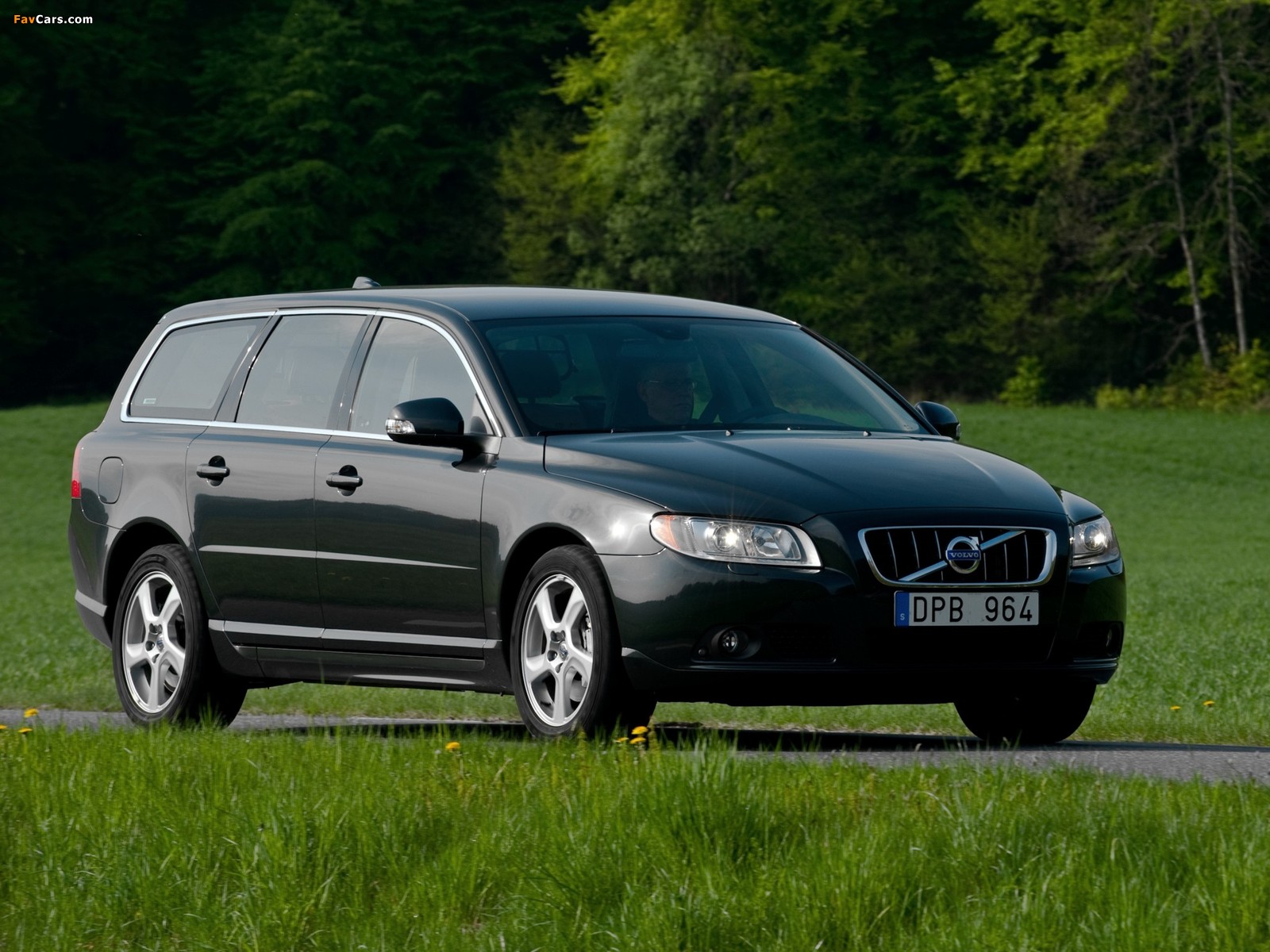 Pictures of Volvo V70 D5 2009 (1600 x 1200)