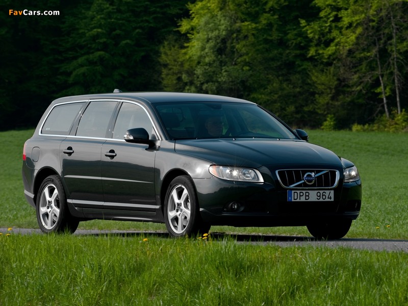 Pictures of Volvo V70 D5 2009 (800 x 600)